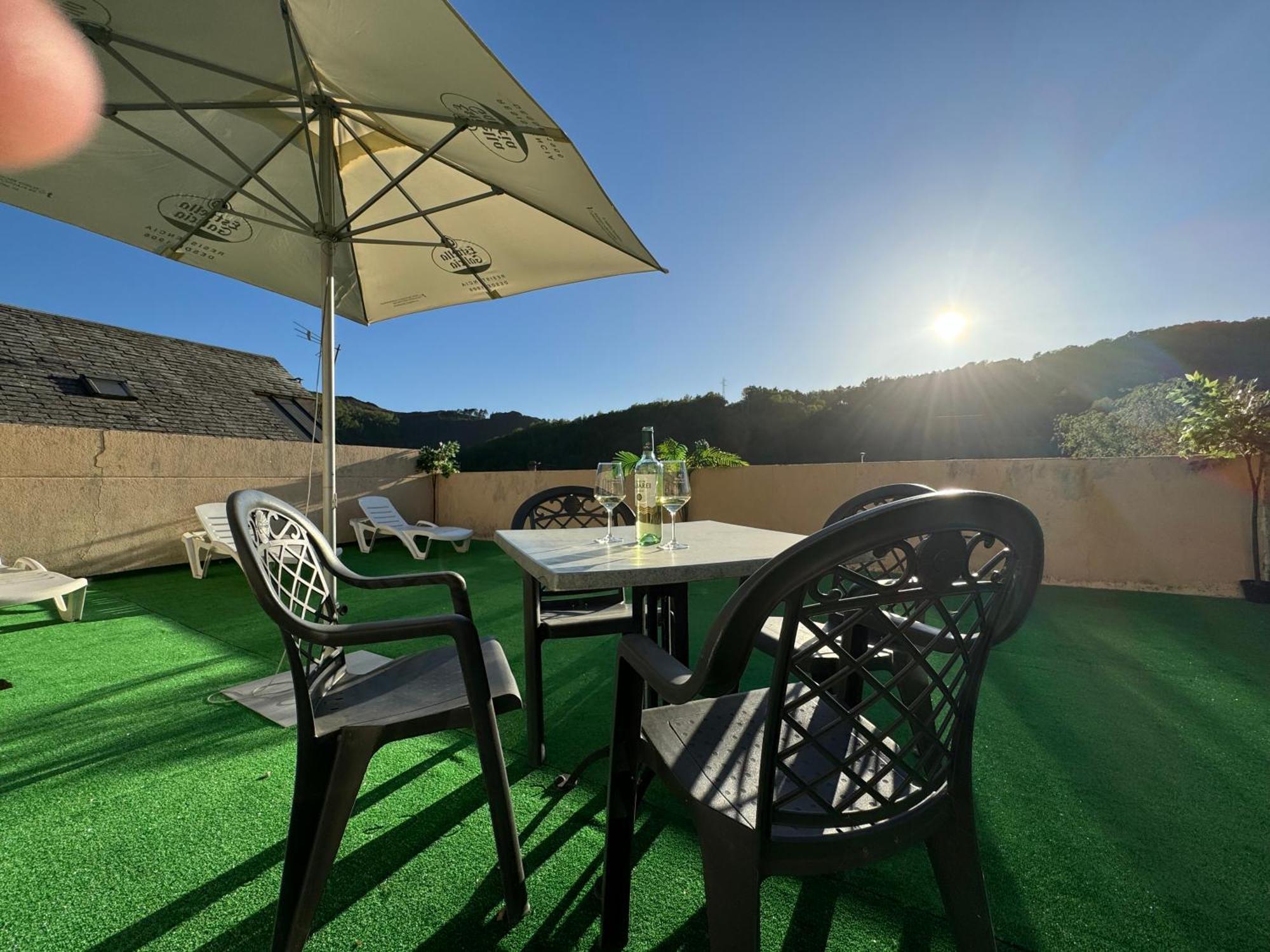 Triacastela Sunset Terrace Apartment Exterior foto